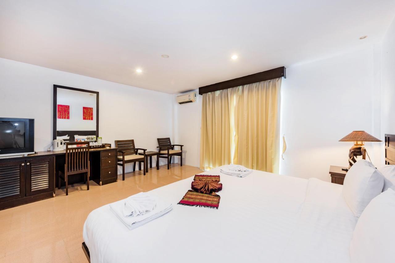 My Hotel Phuket Patong Esterno foto