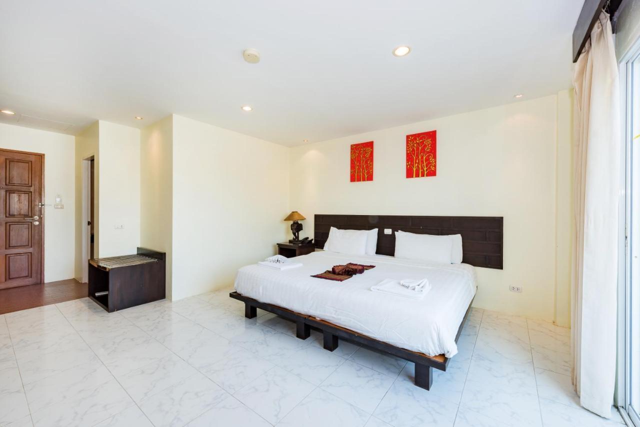 My Hotel Phuket Patong Esterno foto