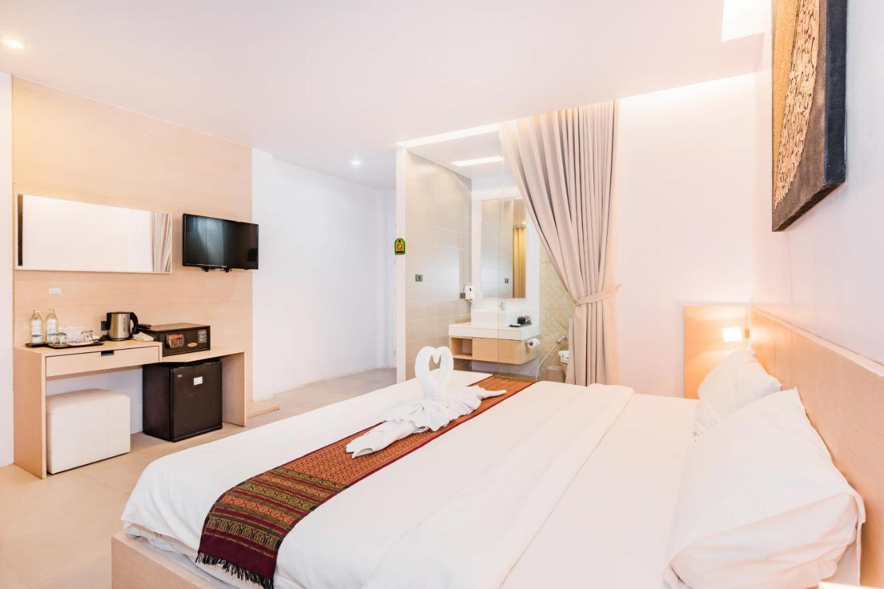 My Hotel Phuket Patong Esterno foto