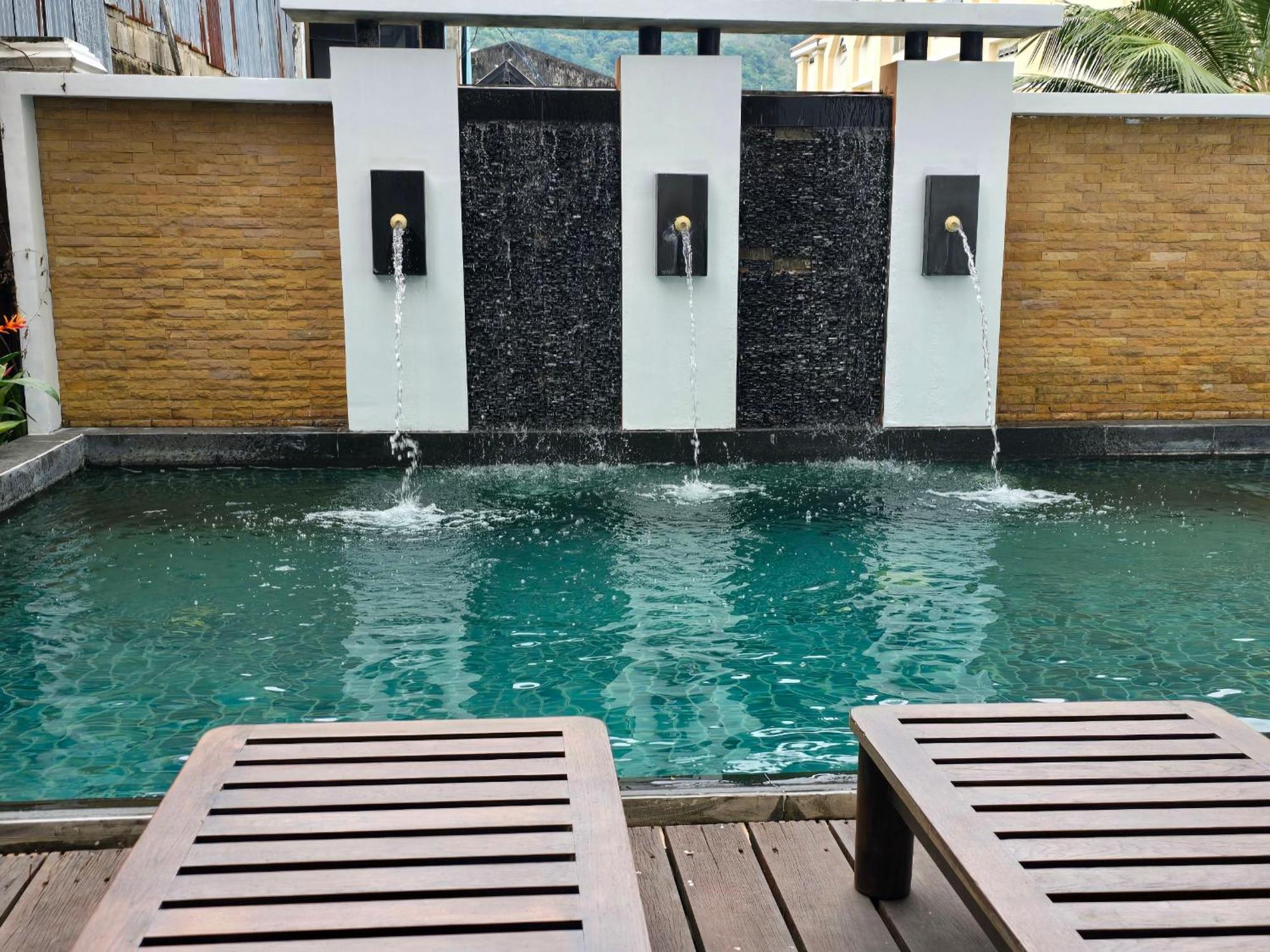 My Hotel Phuket Patong Esterno foto